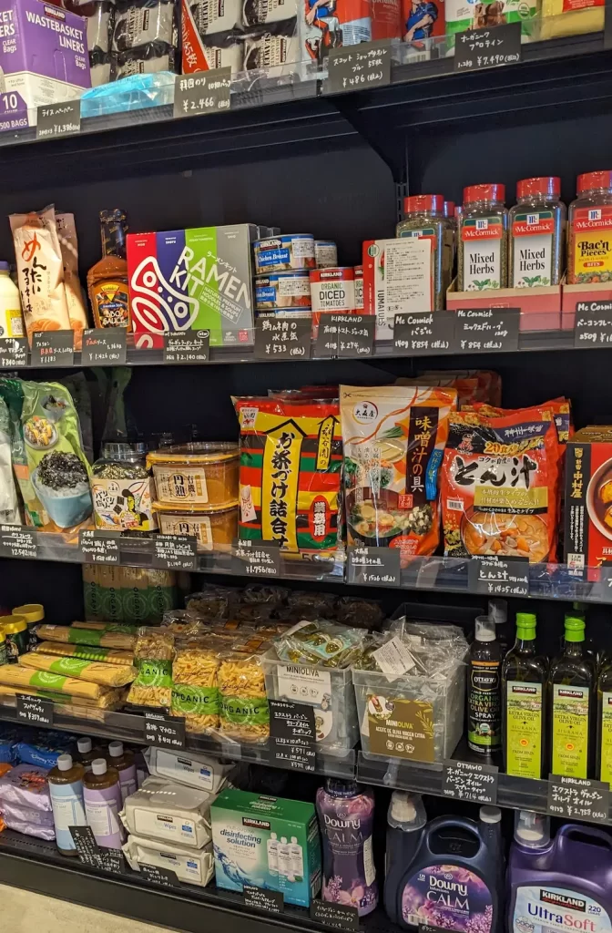 吉祥寺のコストコ再販店ブルクフーズの食料品のラインナップ