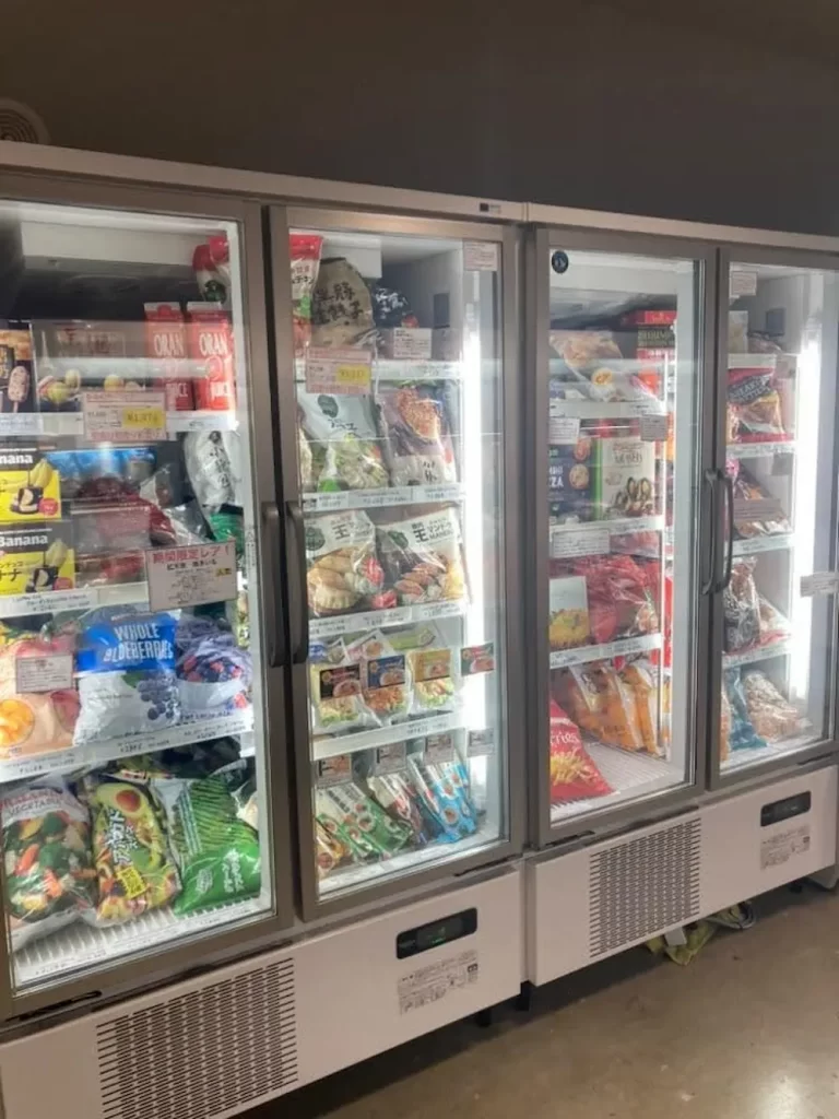 コストコ再販店ストックマートの冷凍庫の品揃え