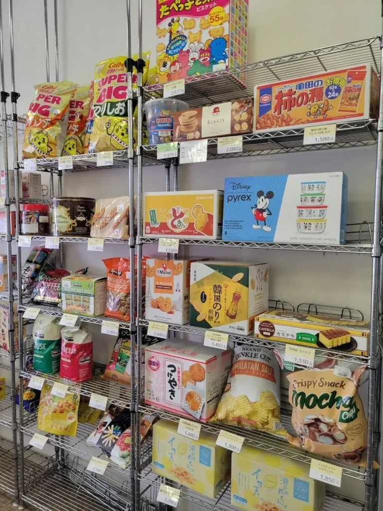 広島県のコストコ再販店CoCo Cherryの品揃えの様子
