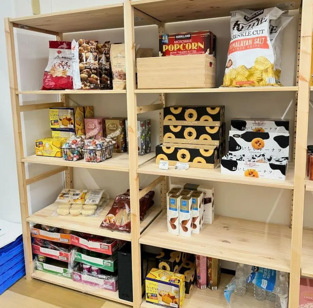 大阪府大阪市港区のコストコ再販店RECOSの食品の品揃えの雰囲気