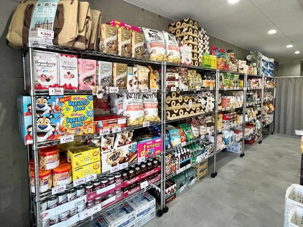 奈良県のコストコ再販店MINICOS上牧店の品揃えの様子