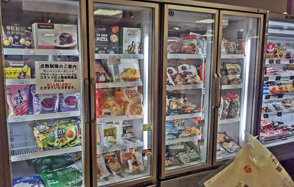 吉祥寺のコストコ再販店STOCKMART（ストックマート）の冷凍食品の品揃え