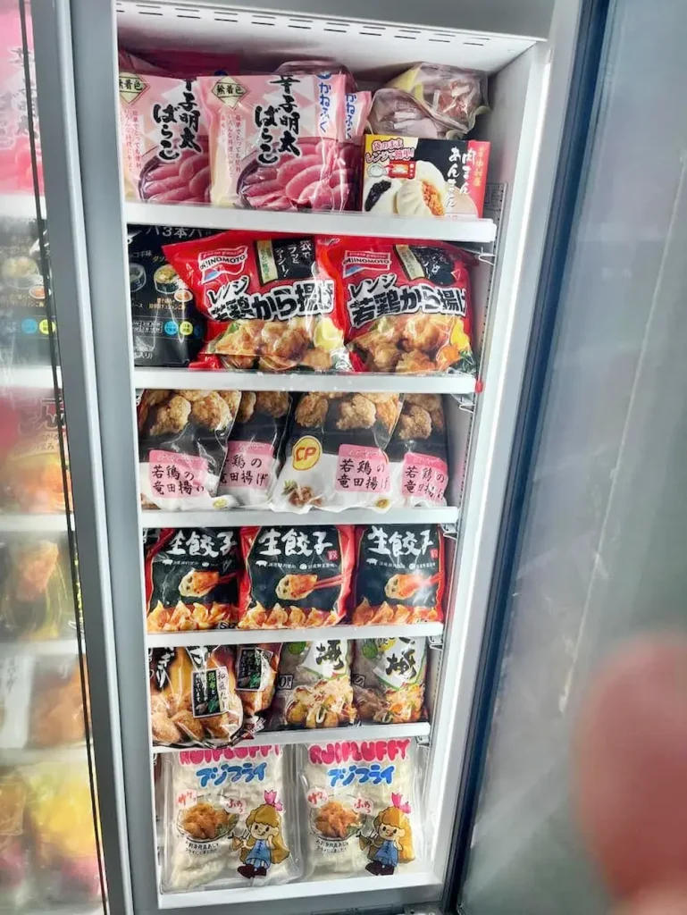 大分県別府市秋葉町のコストコ再販店トクスト（TOKUSUTO）の冷凍品の品揃え