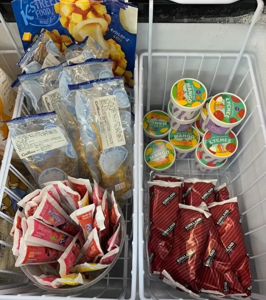 広島県呉市広本町のコストコ再販店CosHALo（コスハロ）の冷凍品の品揃え